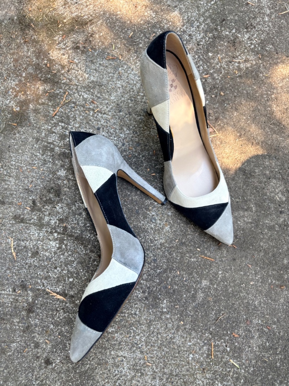 Heels - Picture 4 of 5